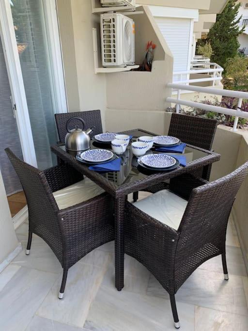 Apartamento Torremolinos 5 Personas + Parking + Piscina Todo El Ano Eksteriør billede