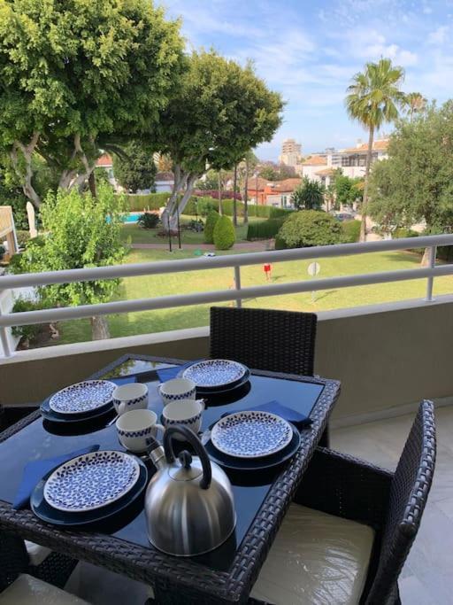 Apartamento Torremolinos 5 Personas + Parking + Piscina Todo El Ano Eksteriør billede