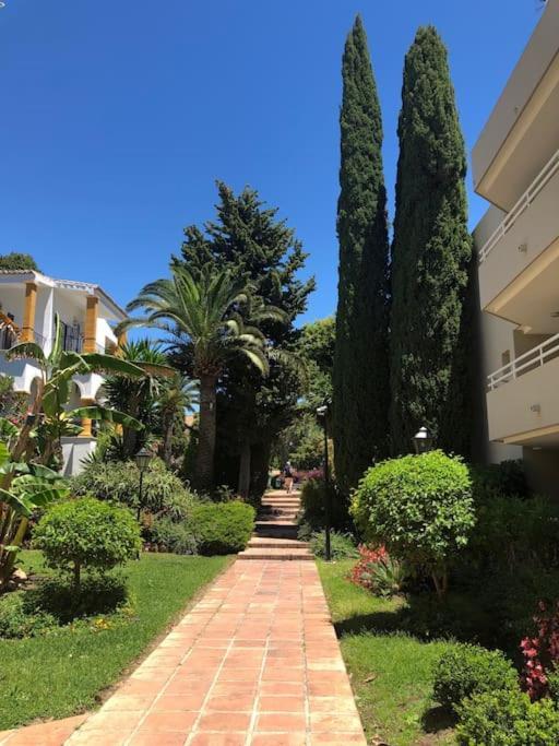 Apartamento Torremolinos 5 Personas + Parking + Piscina Todo El Ano Eksteriør billede